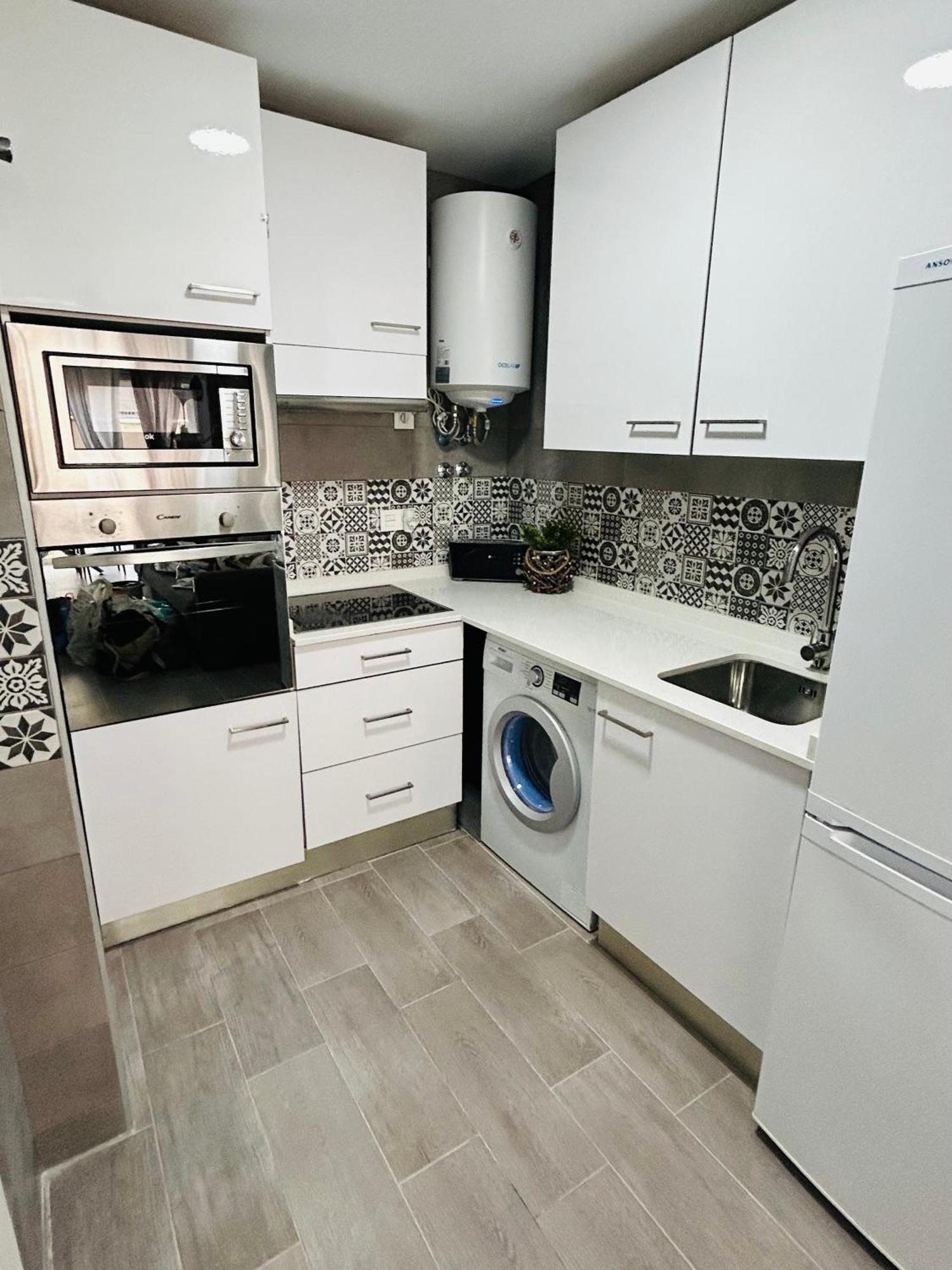 Arenales Beach Boutique Apartment Arenales del Sol Luaran gambar