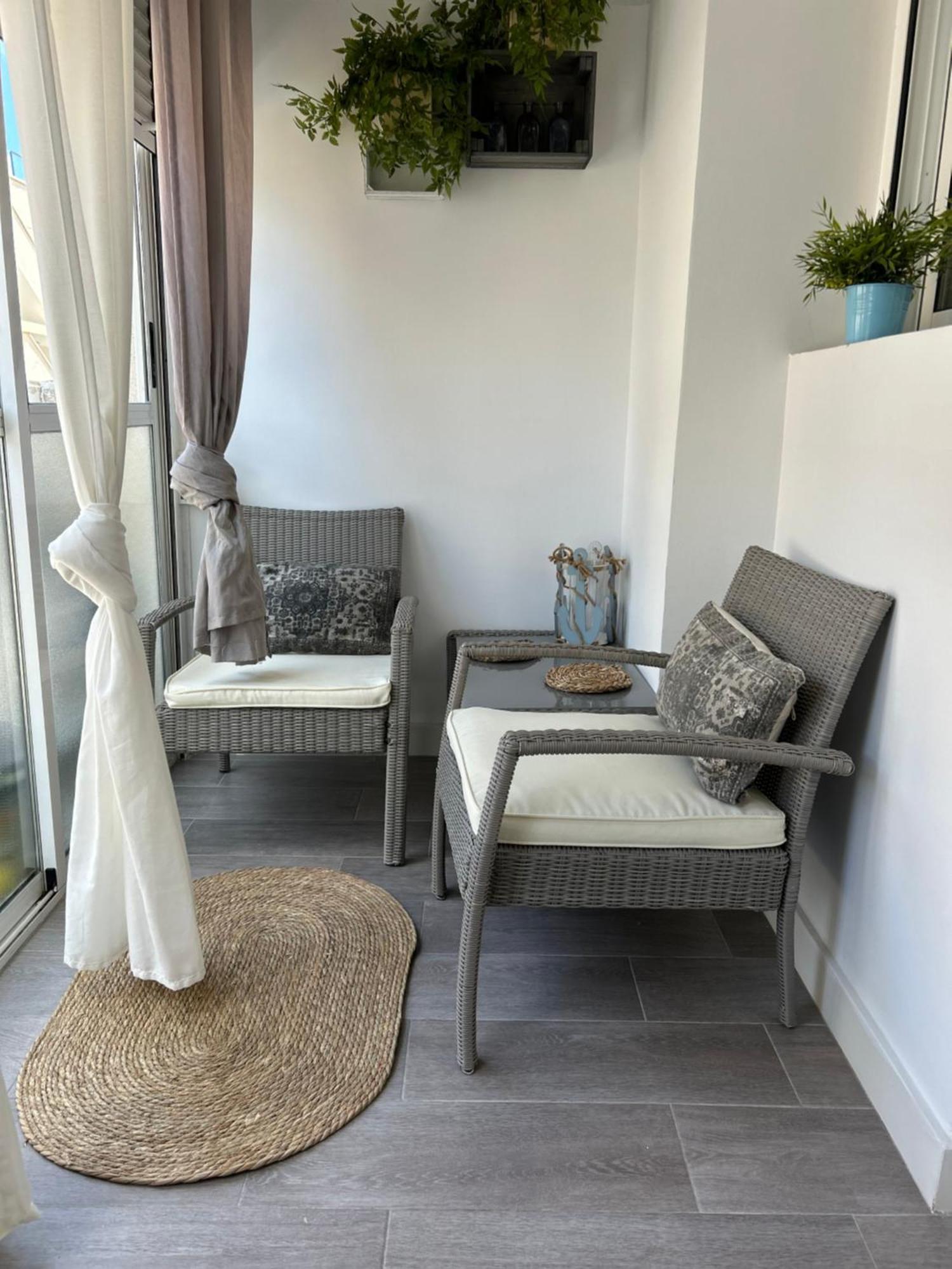 Arenales Beach Boutique Apartment Arenales del Sol Luaran gambar