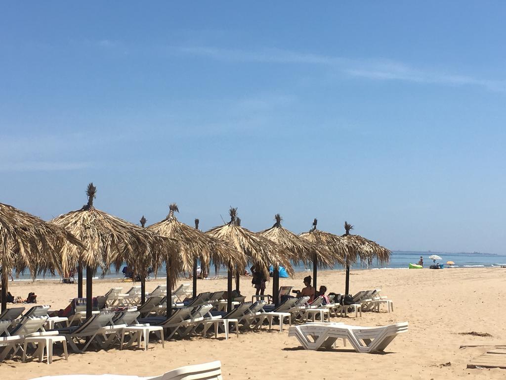 Arenales Beach Boutique Apartment Arenales del Sol Luaran gambar